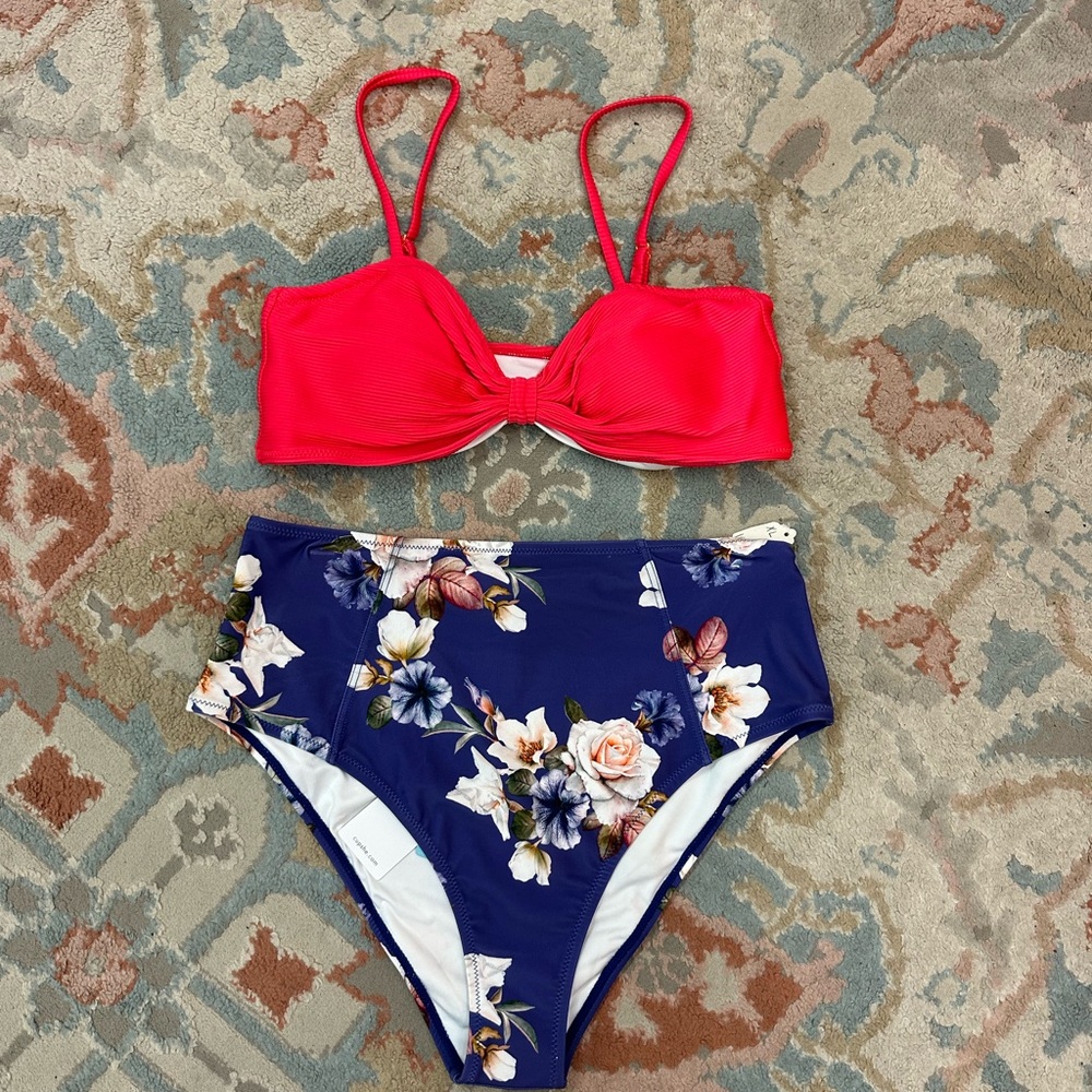Cupshe Blue and White Bikini
